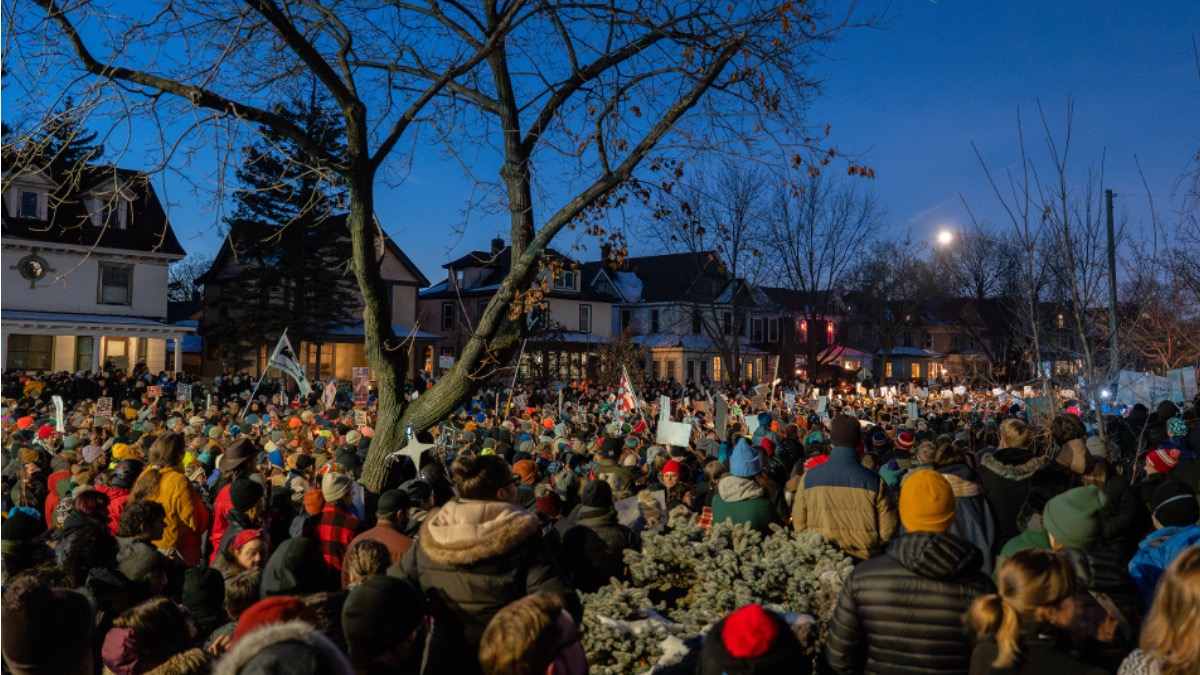 Minnesotans Are Defending Their Communities Against Authoritarian ICE Terror